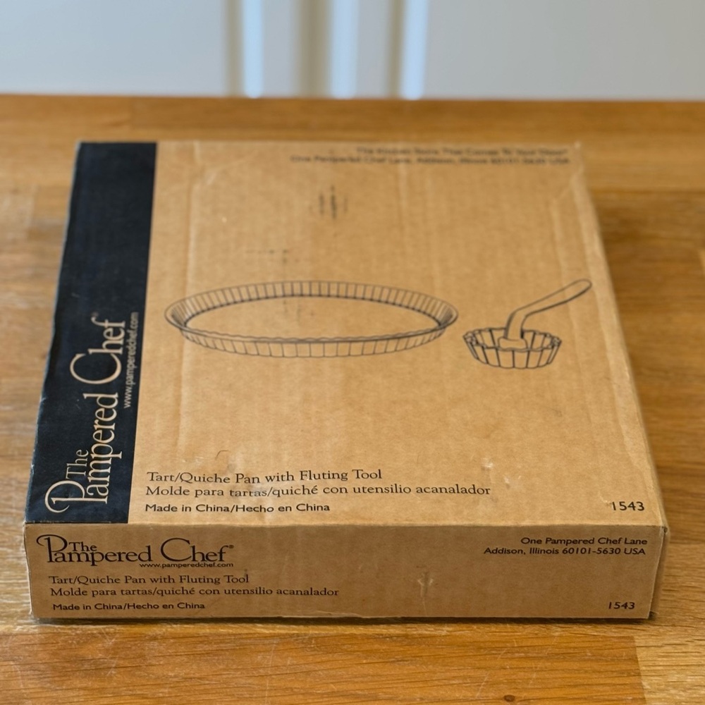 🥚 NIB The Pampered Chef Tart/Quiche Pan with Fluting Tool